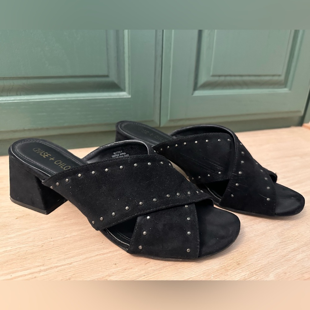 Chase + Chloe black sandals with gold embellishments
